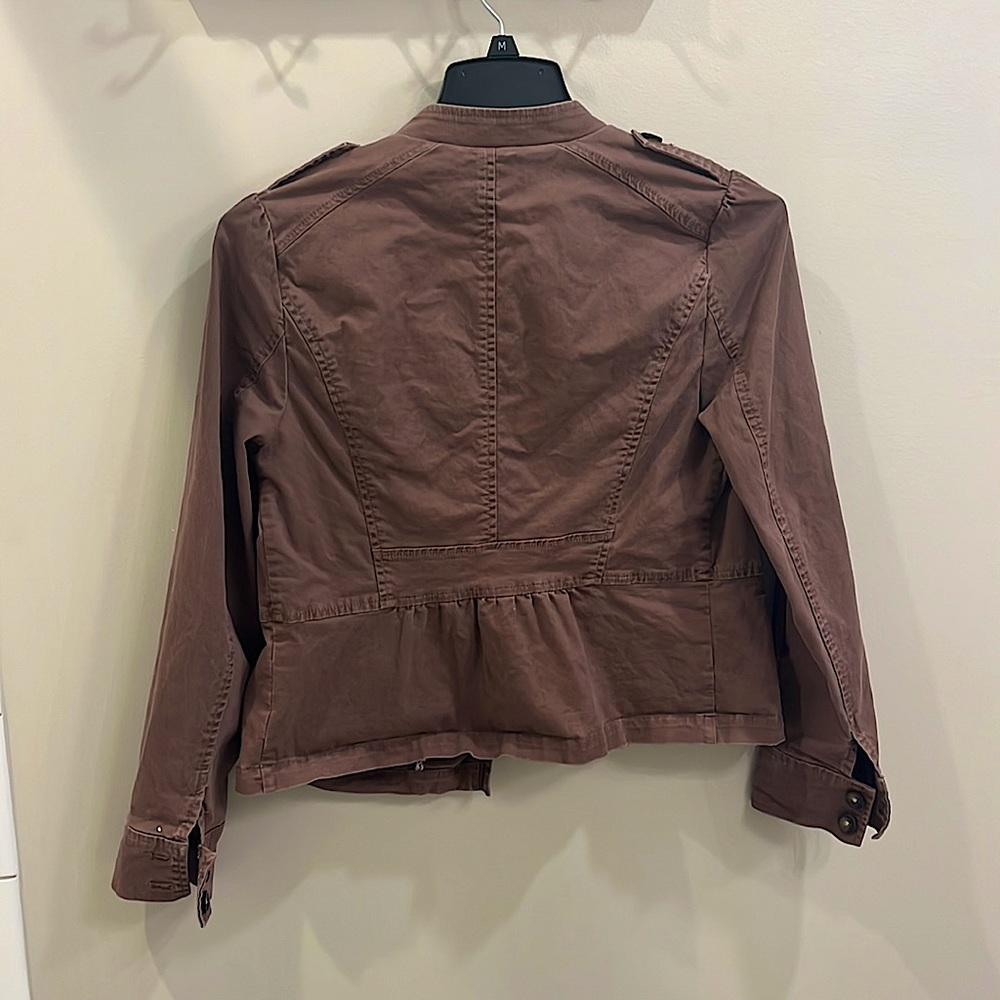 Loft Jacket - Picture 3 of 3